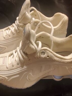 Nike Cream/Off-White Lace-Up Sneakers